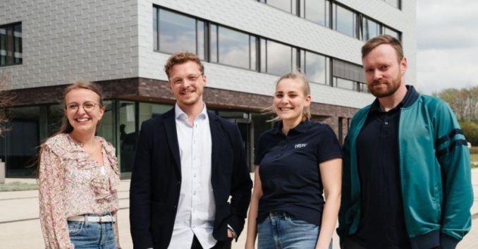 1761927931-1503025_1280x1024