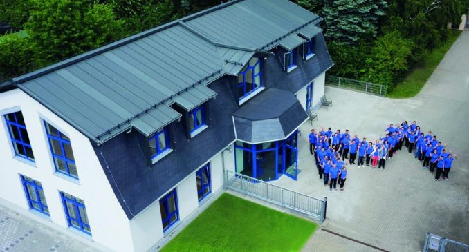 1761965297-1572035_1280x1024